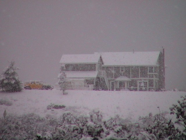 Temecula Valley Snowfall: November 21, 2004